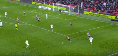 卢卡浓眉大交易后，湖人35胜17负&独行侠仅18胜33负