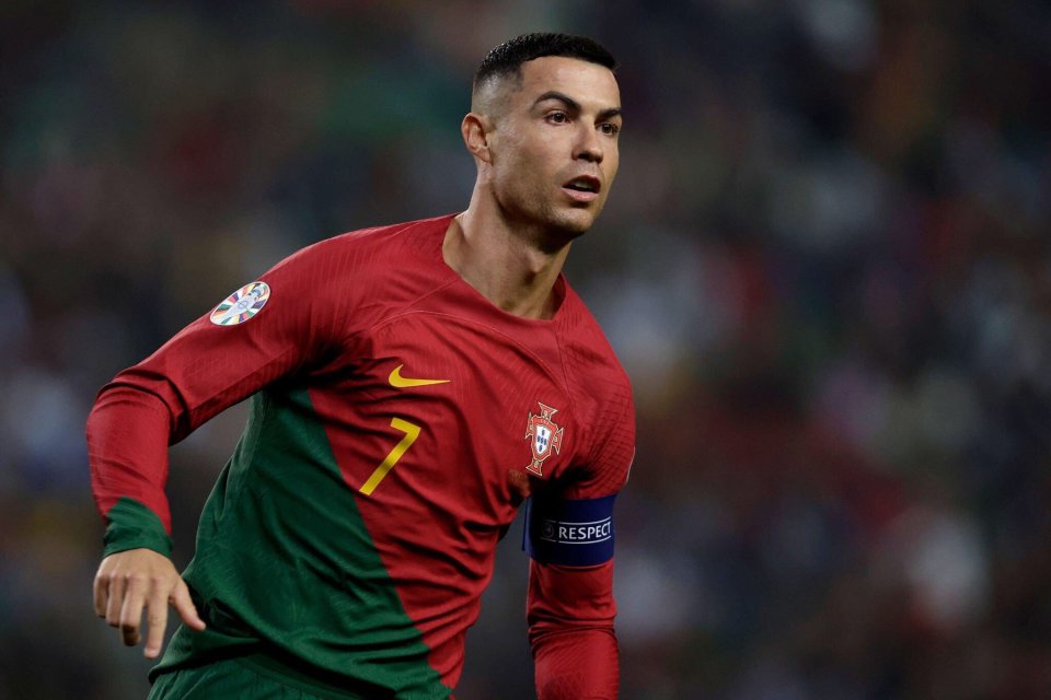 凉了！罢赛逼宫1.2亿转会切尔西，13轮仅1次打满，曼联养出的巨婴栽了？