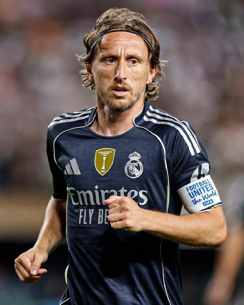 巴萨对小蜘蛛感兴趣？阿莱马尼：对此不知情，他在马竞很开心