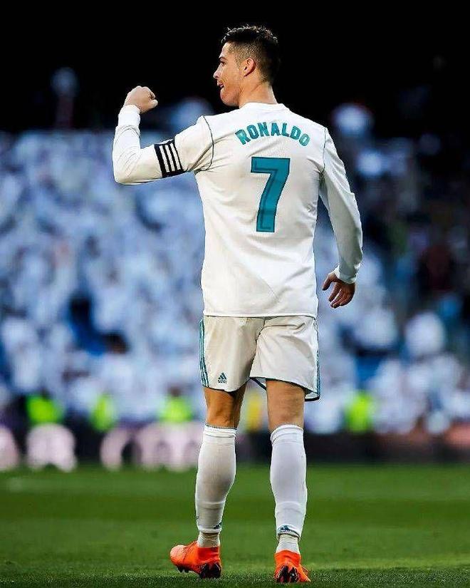 大罗：维尼修斯和拉菲尼亚可以争金球奖；更多人参与将帮助中国队进步