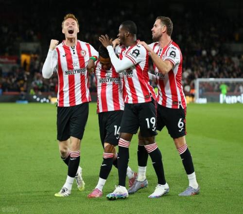 官方：热刺小将米凯伊-穆尔租借加盟格拉斯哥流浪者