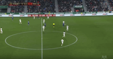 荷媒：阿贾克斯总监和滕哈格进行了长时间交谈，希望他二进宫