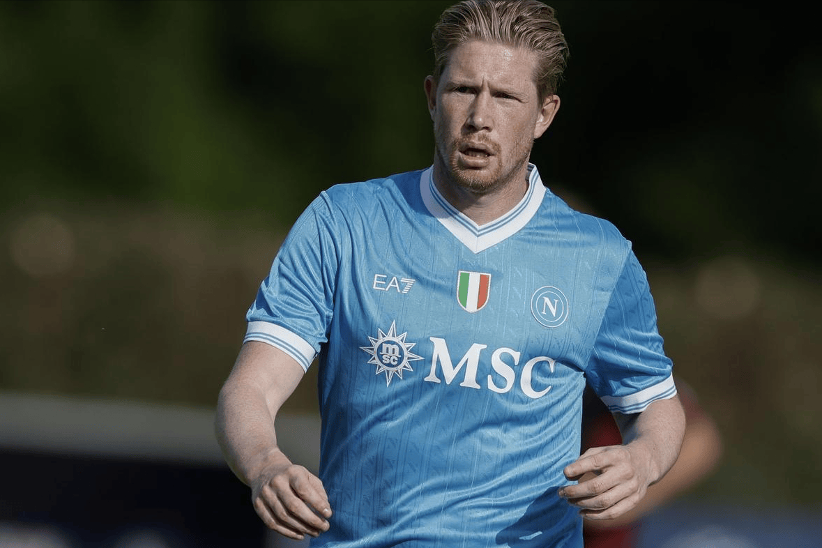 官方：广岛三箭巴西外援儒尼奥尔合同到期，赛季结束离队